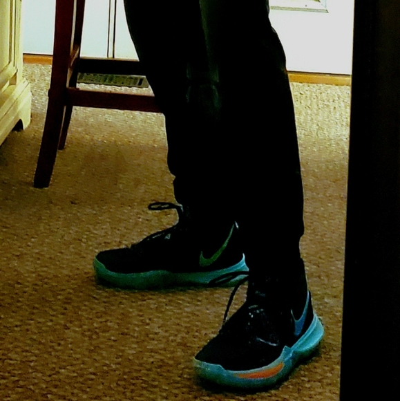 Meet your Posher, James - Picture 11 of 16